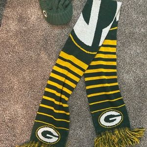 Greenbay Packers, winter scarf and hat, ladies